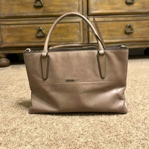 Coach bag, tan with darker flakes